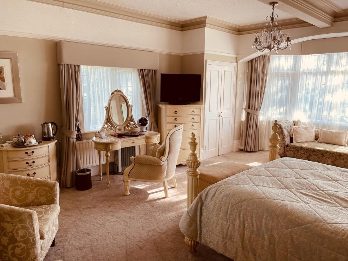 Nuthurst Grange Country House Hotel & Restaurant سوليهال المظهر الخارجي الصورة
