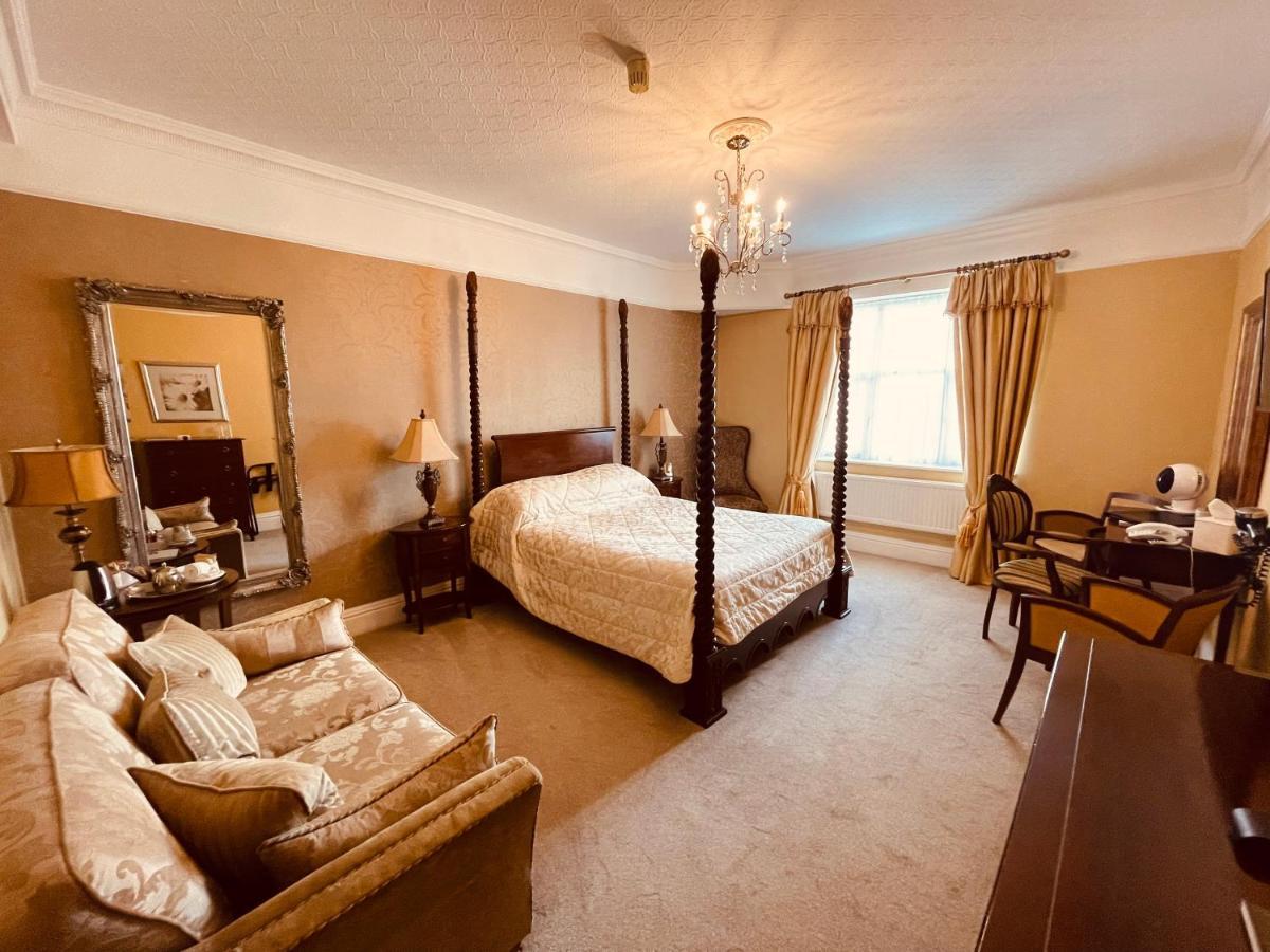 Nuthurst Grange Country House Hotel & Restaurant سوليهال المظهر الخارجي الصورة